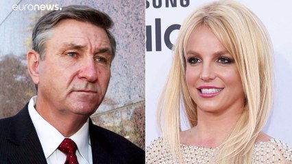 El padre de Britney Spears renuncia a su tutela