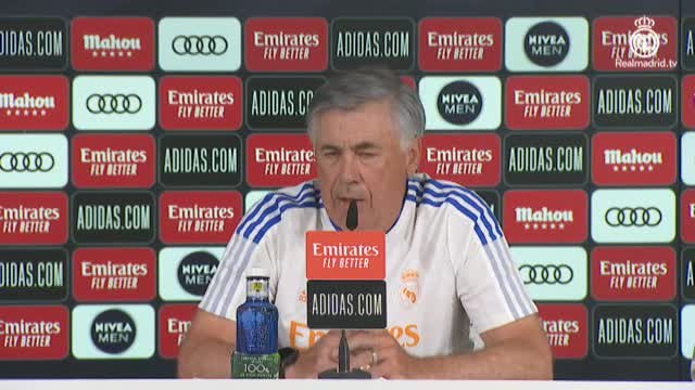 Ancelotti: Tenía que inscribir sólo a dos jugadores y he elegido a Bale y a Jovic