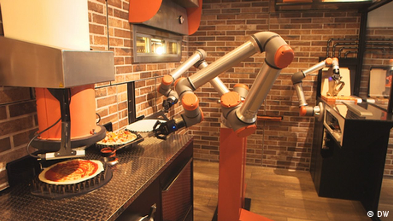 Roboter als Pizzabäcker