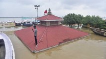 Varanasi: Ganga in spate, water reached above 72 meters mark
