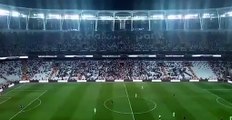 Beşiktaş Kulübü tribünlerinden “Türkiye’de mülteci istemiyoruz” sloganları atıldı