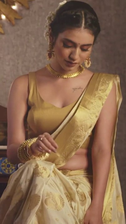 Priya Varrier New Onam Sree Photoshoot Video - Kerala9.com