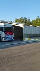 Kastamonu'ya ulaştırılmak üzere toplanan 4 bin 265 battaniye ve içme sularını taşıyan tır, Uşak'tan yola çıktı.