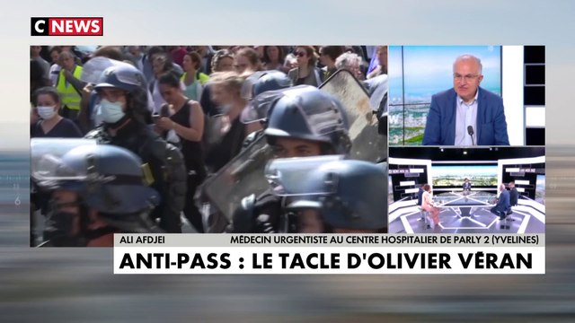 Ali Afdjei, médecin urgentiste à l’hôpital Parly 2 (Yvellines) : «Il faut absolument séparer le politique du sanitaire»