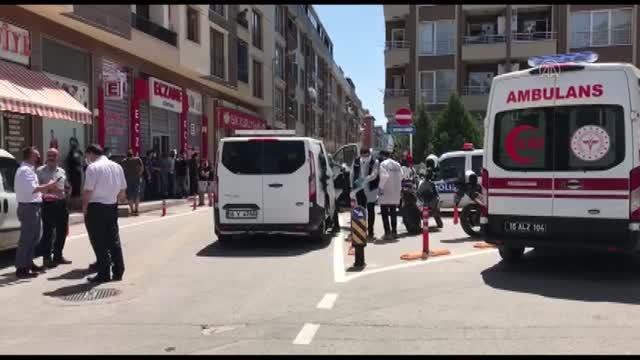 Eşini ve kızını öldürüp intihar etti