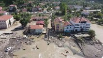 KASTAMONU - Selden etkilenen İnebolu'ya bağlı Özlüce köyü havadan görüntülendi