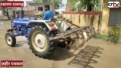 ग्रामीण और सरपंच के बीच बहस रसगण रामगढ़ ग्राम पंचायत में सरपंच ने नहीं कराया कोई विकास दरबार सरपंच