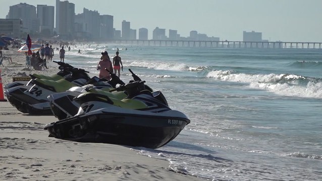 Florida Panhandle tourists soaking up the sun before Fred arrives
