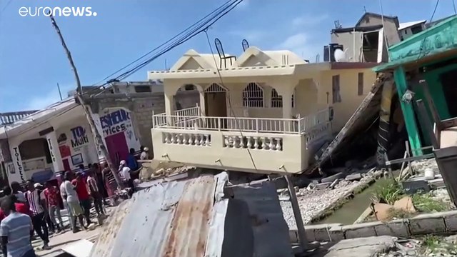 Мощное землетрясение у берегов Гаити