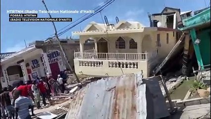 Már 29 halottja van a haiti földrengésnek