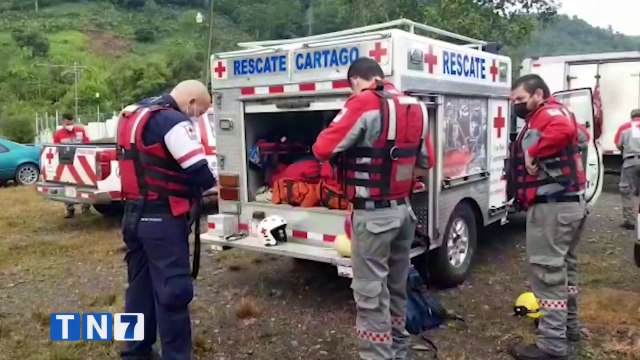 tn7-cruz-roja-y-familiares-retoman-busqueda-de-hombre-desaparecido-en-rio-140821