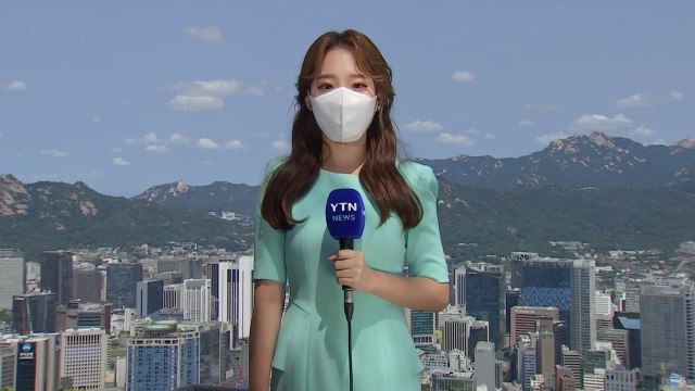 [날씨] 광복절 무더위 기승...곳곳 소나기, 동해안·제주 비 / YTN