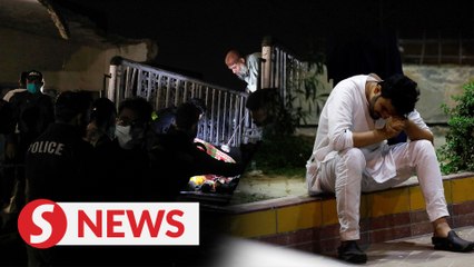 At least 10 dead in Pakistan grenade attack