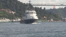 Rus donanmasına ait römorkör İstanbul Boğazı'ndan geçti