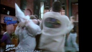 Jerry Springer at Gatech 4 (Klanfrontation)