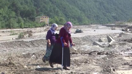 Download Video: Son dakika gündem: KASTAMONU - Çatalzeytin ilçesinde selin yaraları sarılıyor