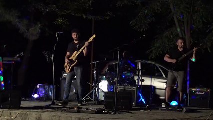 "Може би" на "Сигнал", група Strike