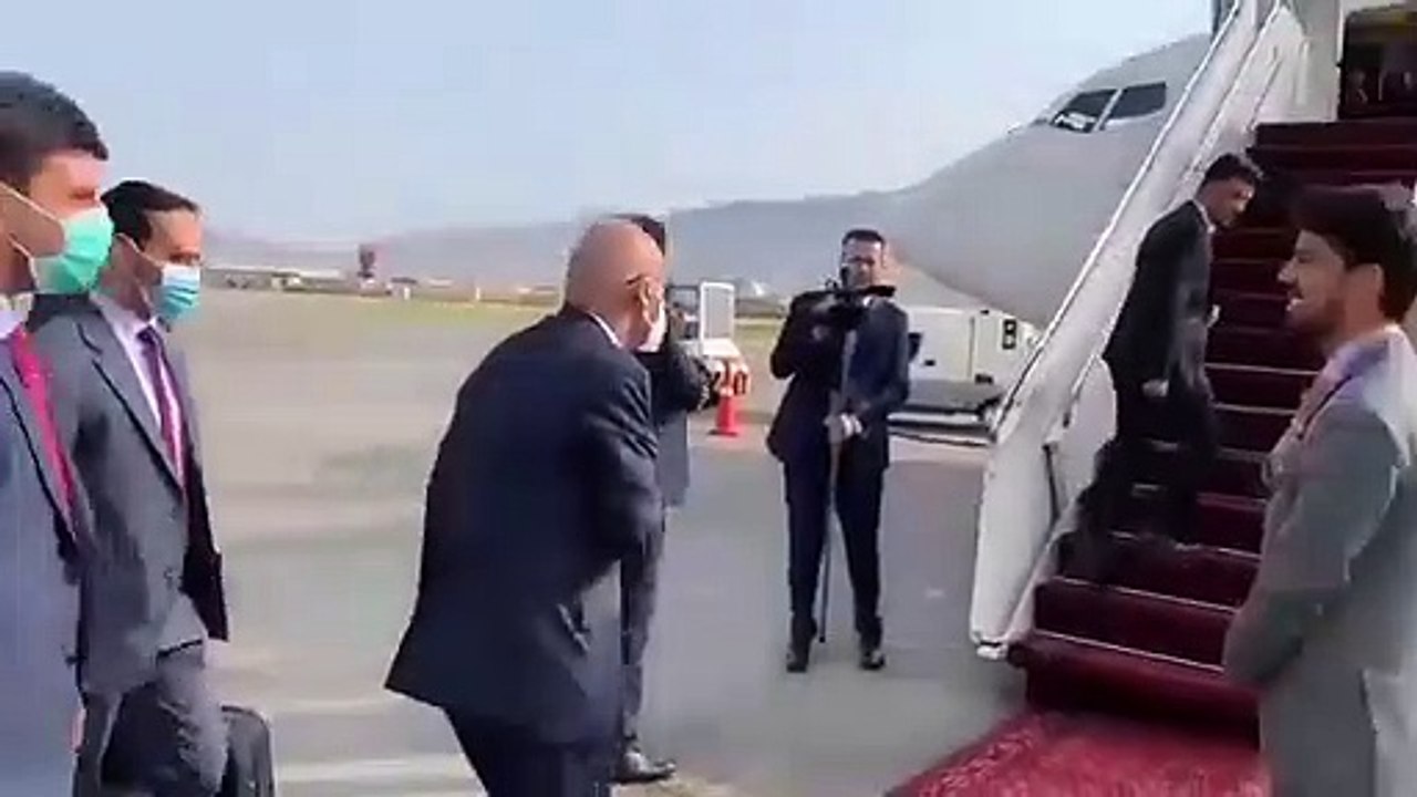 Taliban tek mermi atmadan ele geçirdi: Cumhurbaşkanı Ülkeden böyle kaçtı