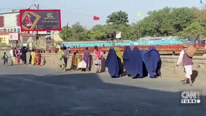 Kabil'de Taliban'dan kaçış trafiği