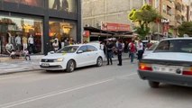 Şanlıurfa'da otomobile silahlı saldırı: Baba öldü, oğlu ağır yaralandı