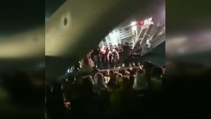 Kabil Havaalanı'nda tahliye sırasında adeta izdiham yaşandı