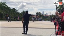 10_47am_ Peguam Negara Idrus Harun tiba di Istana Negara