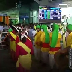 This Is How Hockey Players Were Welcomed By The Country