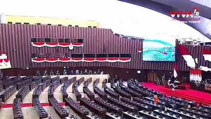 Presiden Jokowi Pakai Baju Adat Suku Baduy