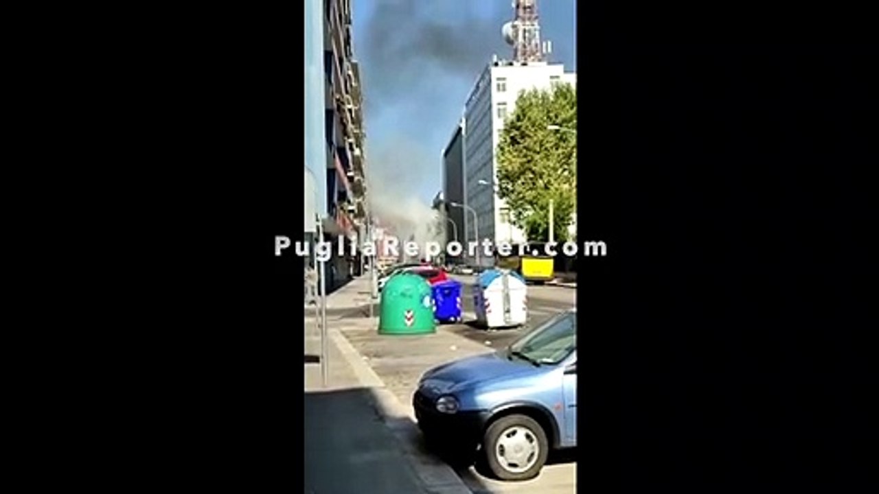 Bari: incendio zona sede Rai regionale - video girato sul luogo dell'accaduto