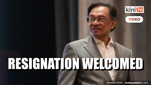 Anwar ‘welcomes’ Muhyiddin’s resignation