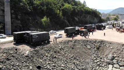 Yıkılan köprüdeki ulaşım askeri köprü ile sağlanacak