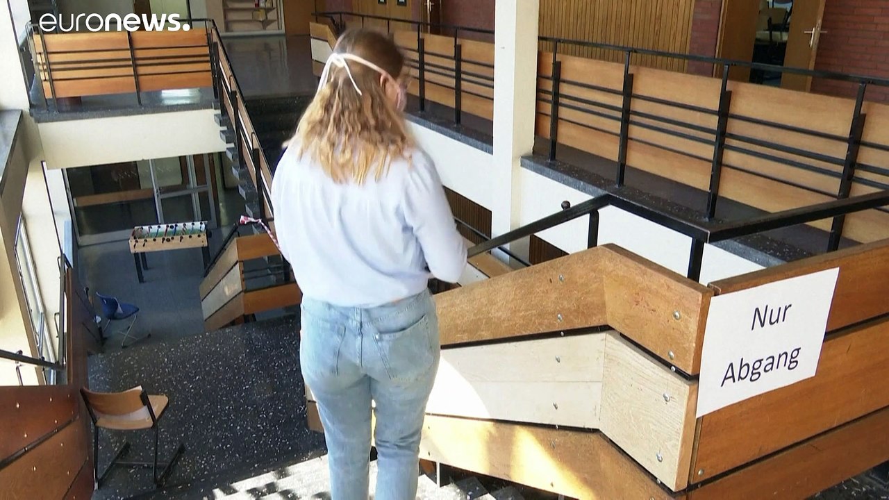 Stiko empfiehlt Corona-Impfung für 12- bis 17-Jährige