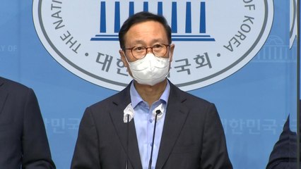 친문 핵심 의원 "기본 소득, 공개 토론 제안"...이재명 정조준 / YTN