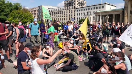 Βερολίνο: Εβδομάδα πολιτικής ανυπακοής και δράσεων για το κλίμα