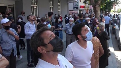 İntihar girişiminde bulunan vatandaşı film izler gibi izlediler