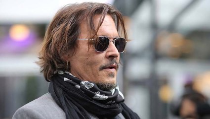 Johnny Depp Says Hollywood is Boycotting Him | THR News