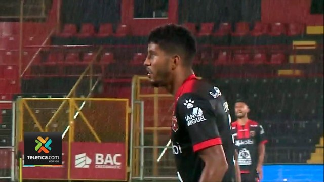 td7-venegas-mas-constante-en-alajuelense-160821