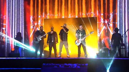 Bad Bunny en concierto de Aventura
