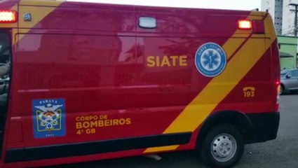 Mulher fica ferida ao cair de bicicleta na Rua Santa Catarina, no Centro