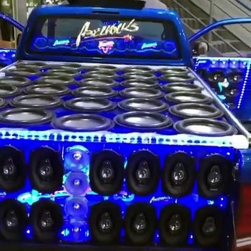 AMAROK COM SOM SUBWOOFER TOCANDO FORTE - BASS CABUL