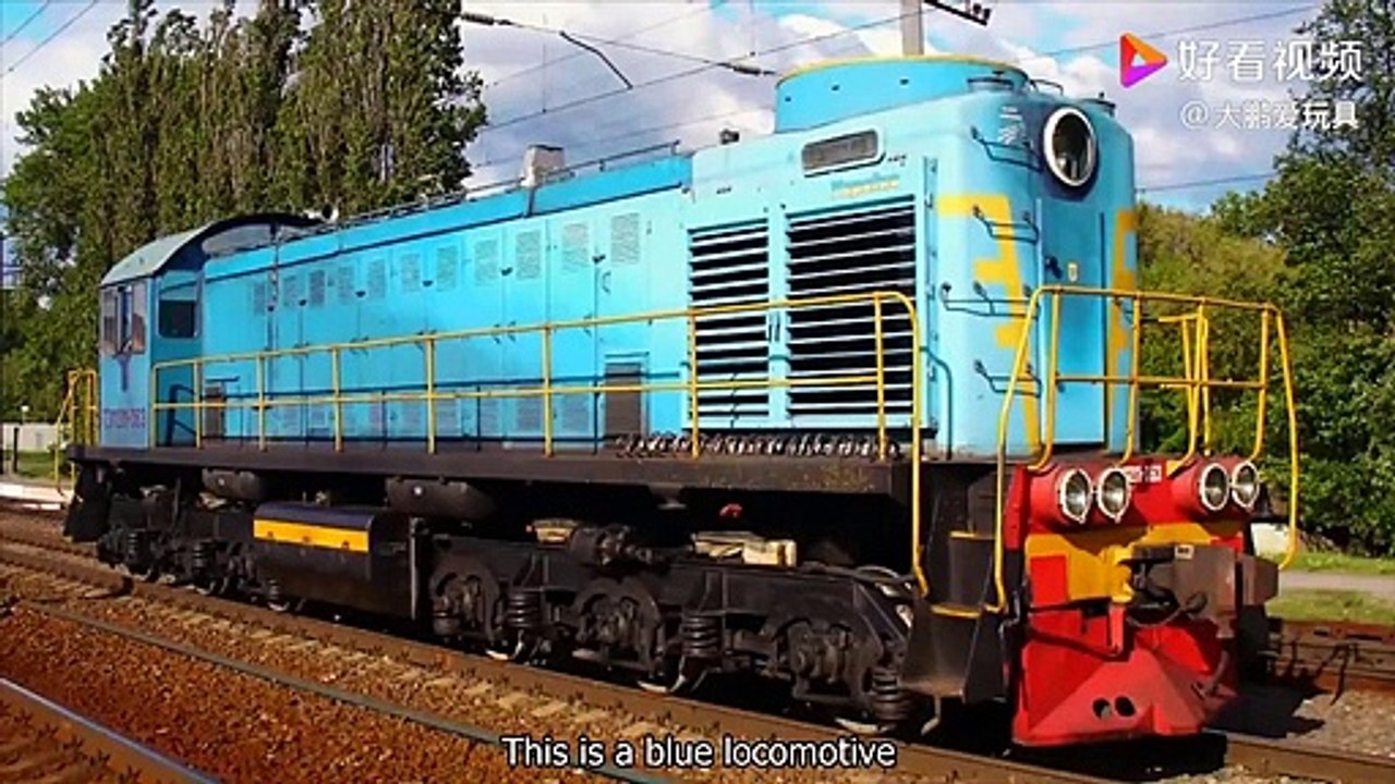 Class for entertaining and teaching: Which one is the fireboat?