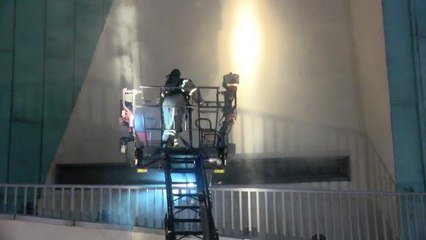 Bayrampaşa'da AVM'de yangın paniği