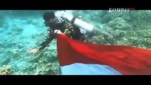 Mantap! Pengibaran Bendera Merah Putih di Laut Natuna Peringati HUT ke-76 RI