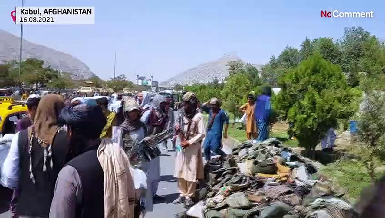 Afghanistan: Flughafen in Kabul versinkt im Chaos