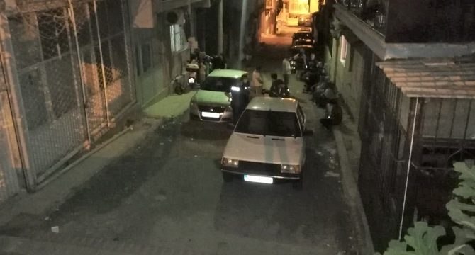 Eski sevgisinin kızı içerdeyken evi ateşe verdi