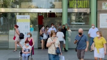 Baja la incidencia a 416 casos, aunque se mantiene la presión en las ucis