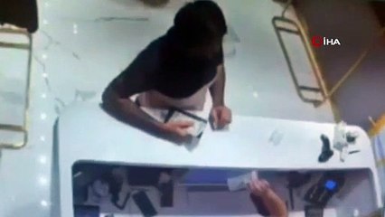 5 bin 100 dolarlık tırnakçılık kameralara yansıdı