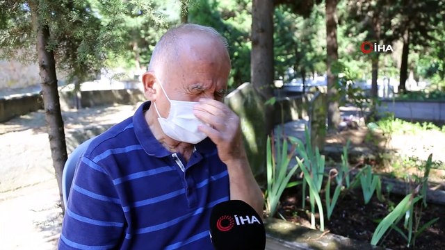 22 yıldır dinmeyen acı... Gölcük depreminde hayatını kaybedenler mezarları başında anıldı