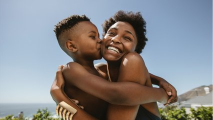 Mother grants teenage son’s birthday wish by getting COVID jab (1)