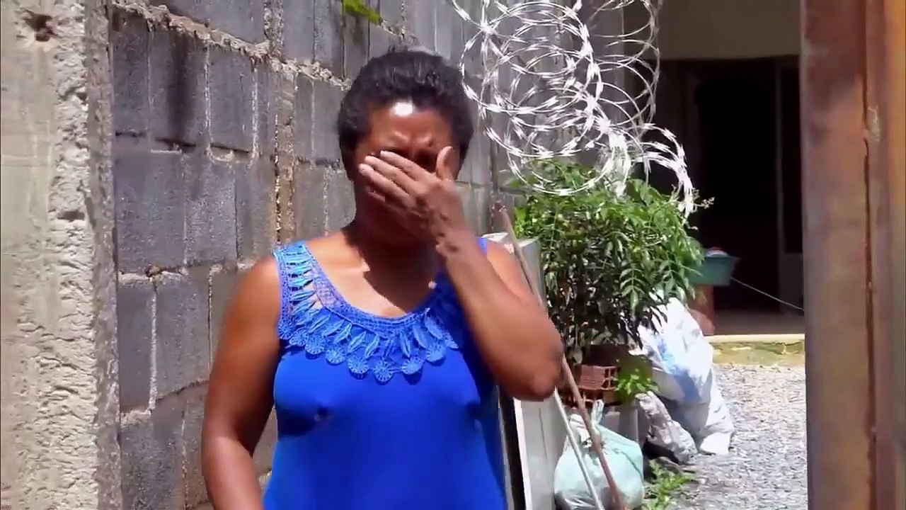 Chamada do Domingão com Huck na TV Globo